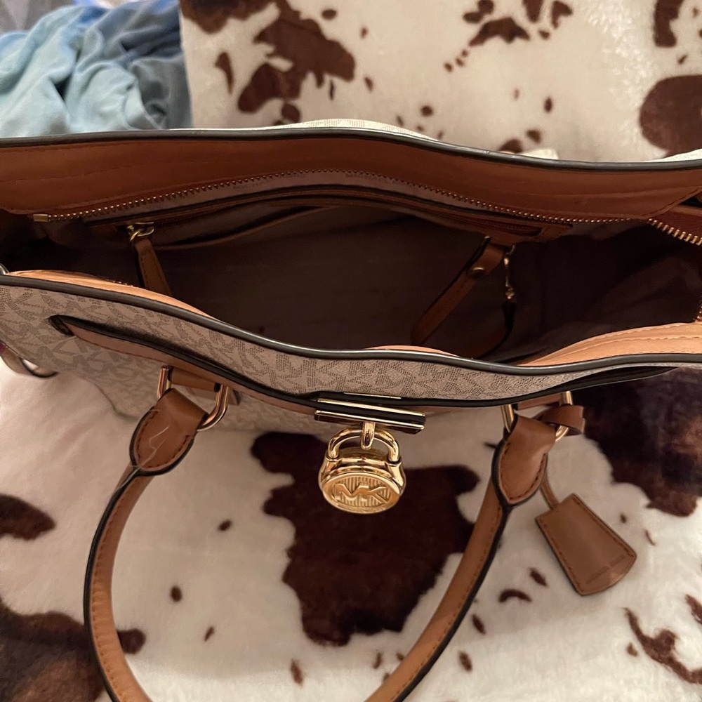 ๐๐ธ MK Purse ๐ท๐บ - Picture 3 of 8